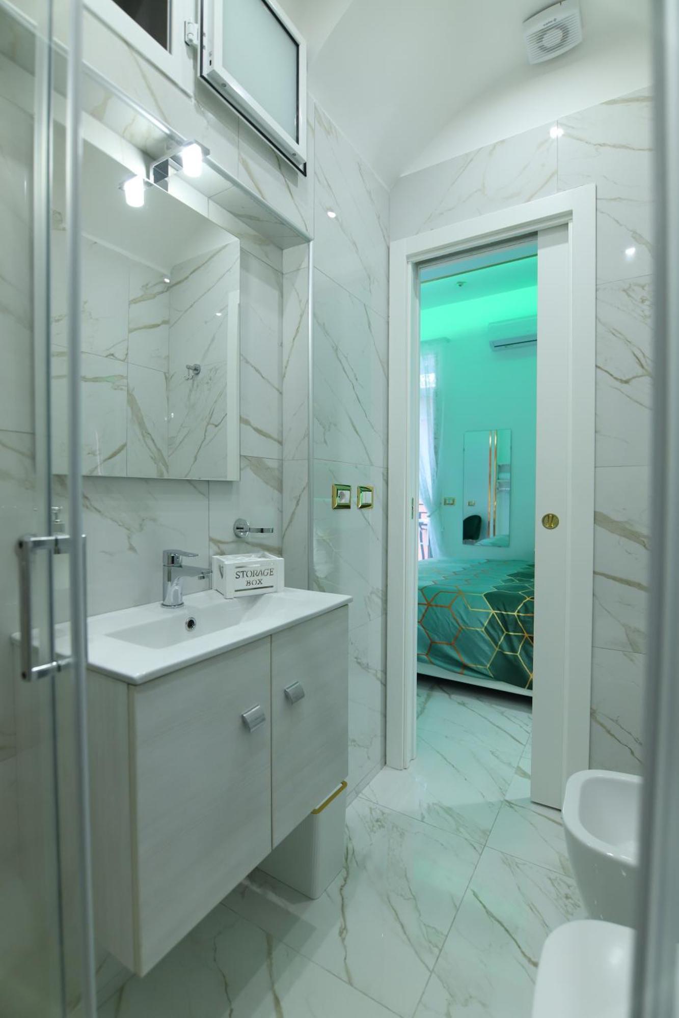 Apartment Regina House Naples